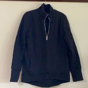 Lululemon black quilted 1/4 zip sweatshirt size 10